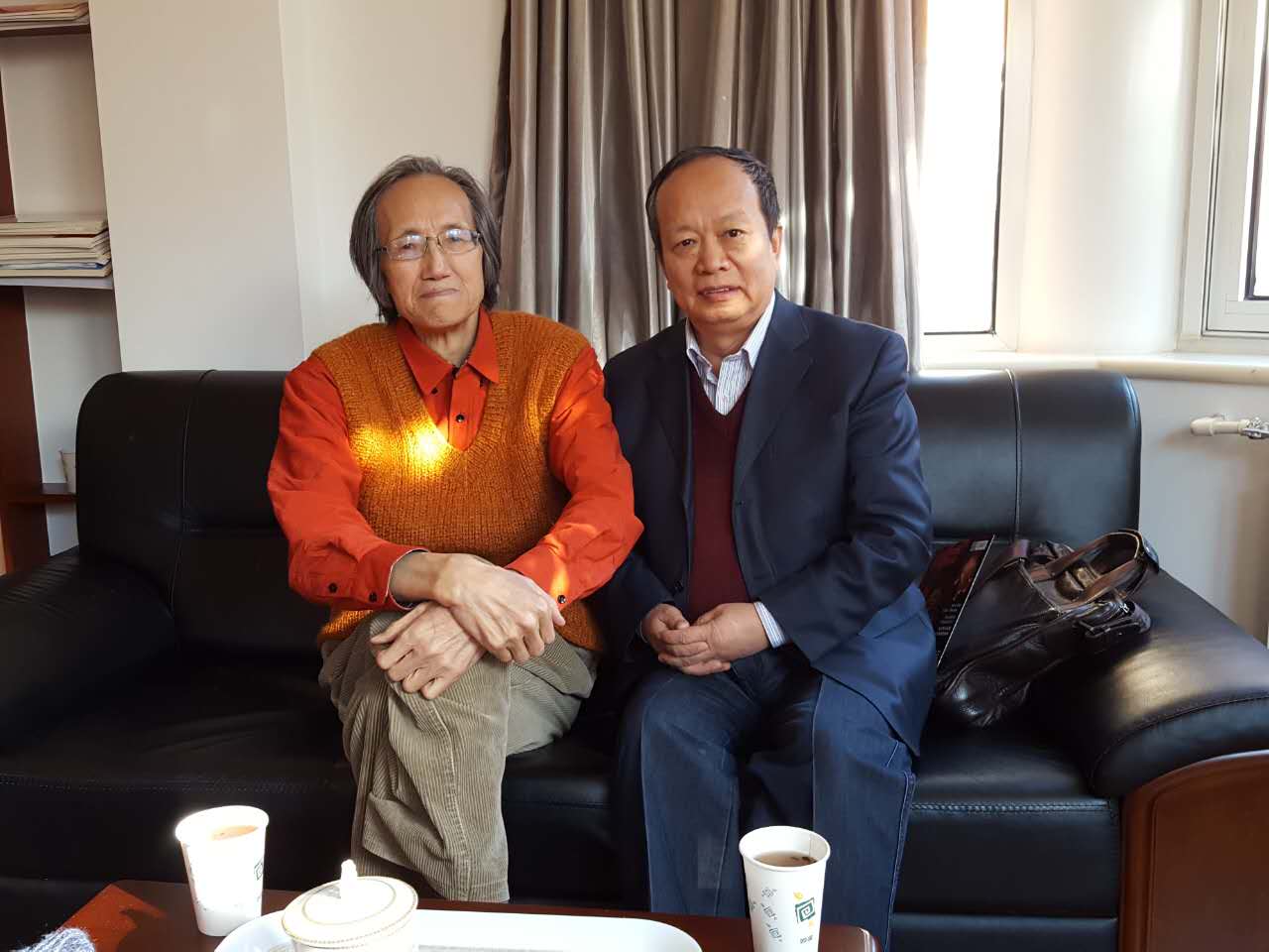 1480389944756475.jpg 王炜和张福俭.jpg